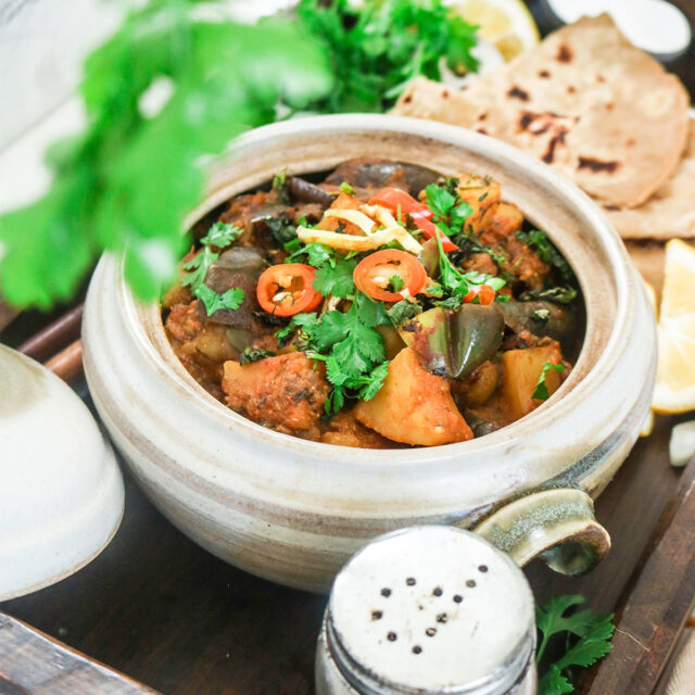 Eggplant Potato Curry (Aloo Baingan) – Get Set Vegan